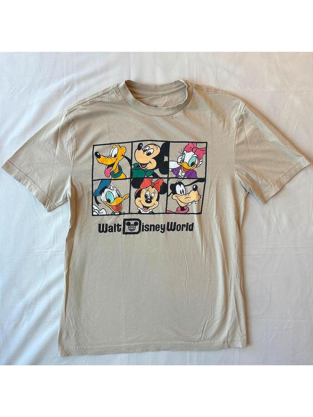 WDW Character Grid T-Shirt Tan Mickey Minnie Goofy Donald Pluto Daisy Size Small